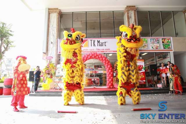 Tổ Chức Sự Kiện Khai Trương Chuỗi Cửa H&agrave;ng TK Mart